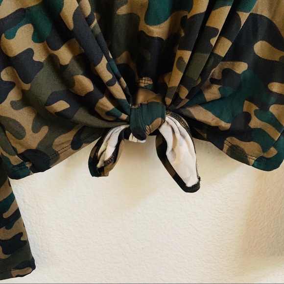 Camouflage cropped long sleeve tee - Picture 5 of 5